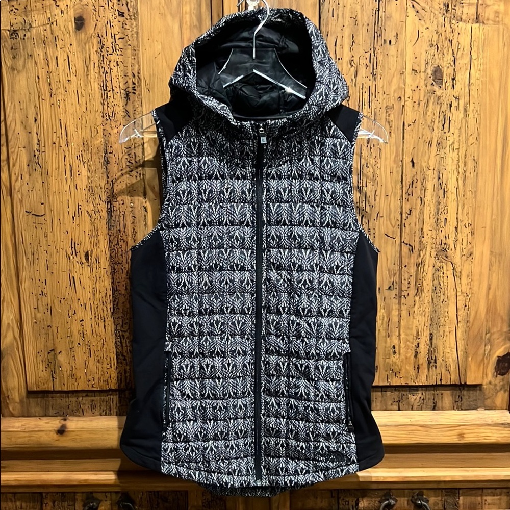North Face Quilted Thermoball Lace Black White Cream Hooded Vest